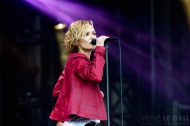 08-vanessa-paradis-par-herve-le-gall-charrues-2014