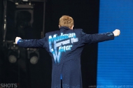 10-elton-john-par-herve-le-gall-charrues-2014
