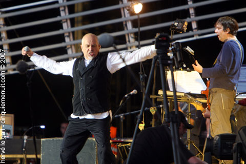 Sledgehammer peter gabriel vieilles charrues festival carhaix july 2007